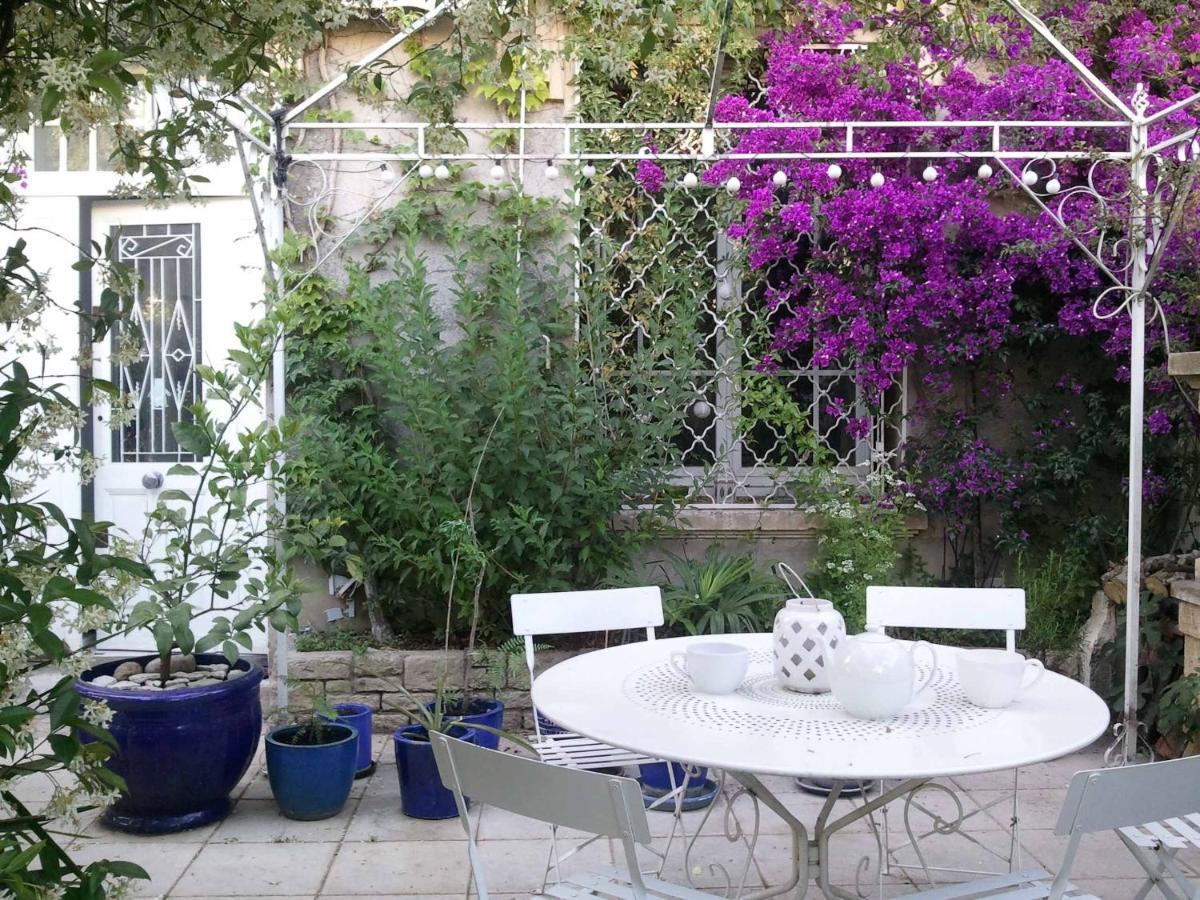 Les Petits Poissons Bed & Breakfast Avinyon Dış mekan fotoğraf